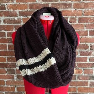 Purple Knit Infinity Scarf | Roots Canada